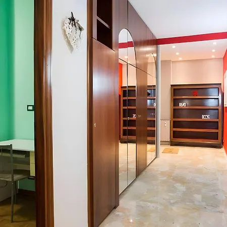 아파트 Le Petit Monde - Eleganza E Relax In Centro A *